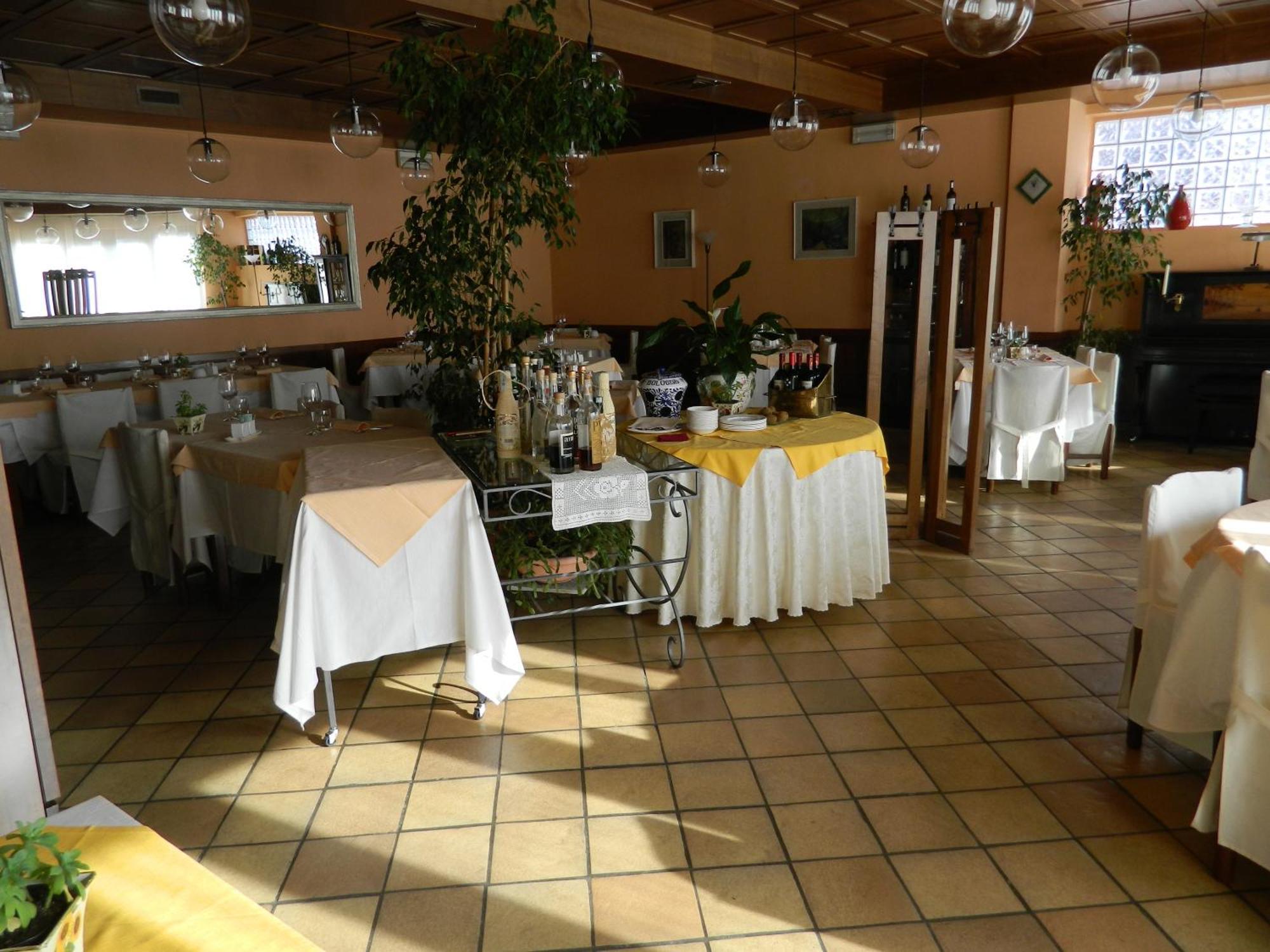 Albergo Michieletto Valmorea Exteriér fotografie
