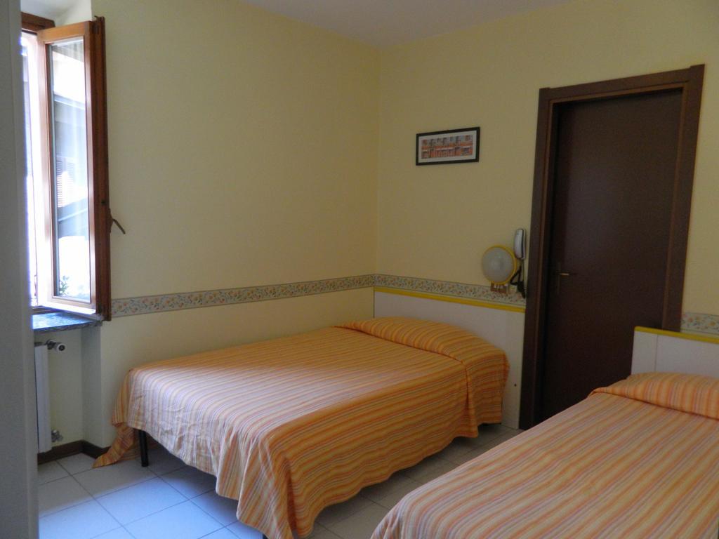 Albergo Michieletto Valmorea Exteriér fotografie
