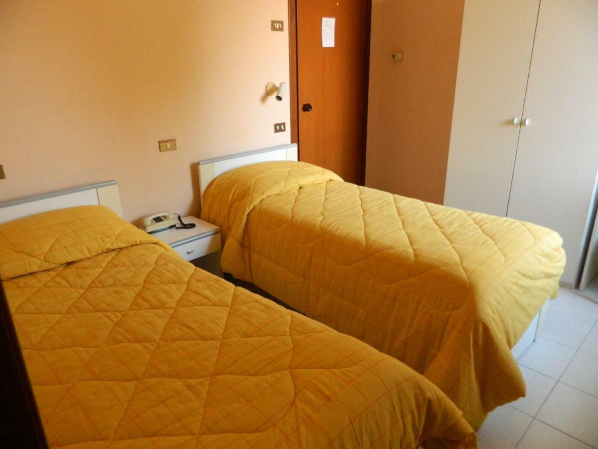 Albergo Michieletto Valmorea Exteriér fotografie